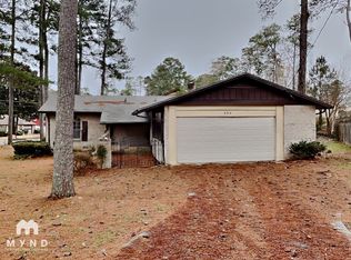 988 Hearthstone Dr, Stone Mountain, GA 30083