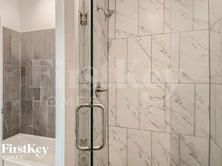 7360 Parkside Place Dr — Photo 15