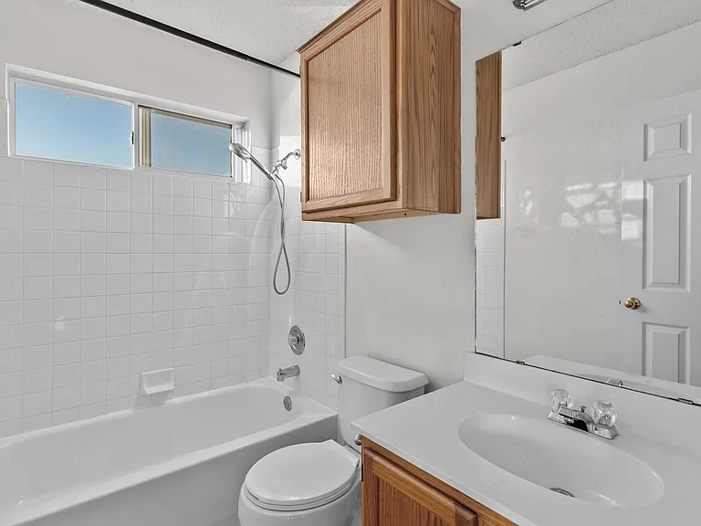 2313 Garrett Dr — Photo 9