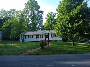 8 Sheppard Pl, Granville, OH 43023