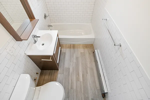 Rented by Block & Lot Real Estate | media 19