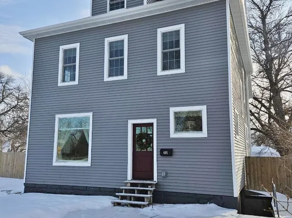 405 2nd St SW, Rugby, ND 58368