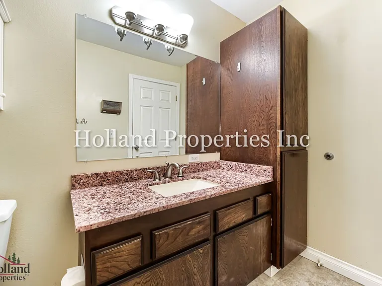 8747 SW Brightfield Cir — Photo 17