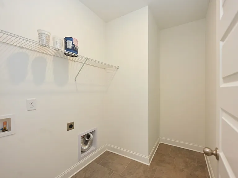 161 Crabourne Dr — Photo 36