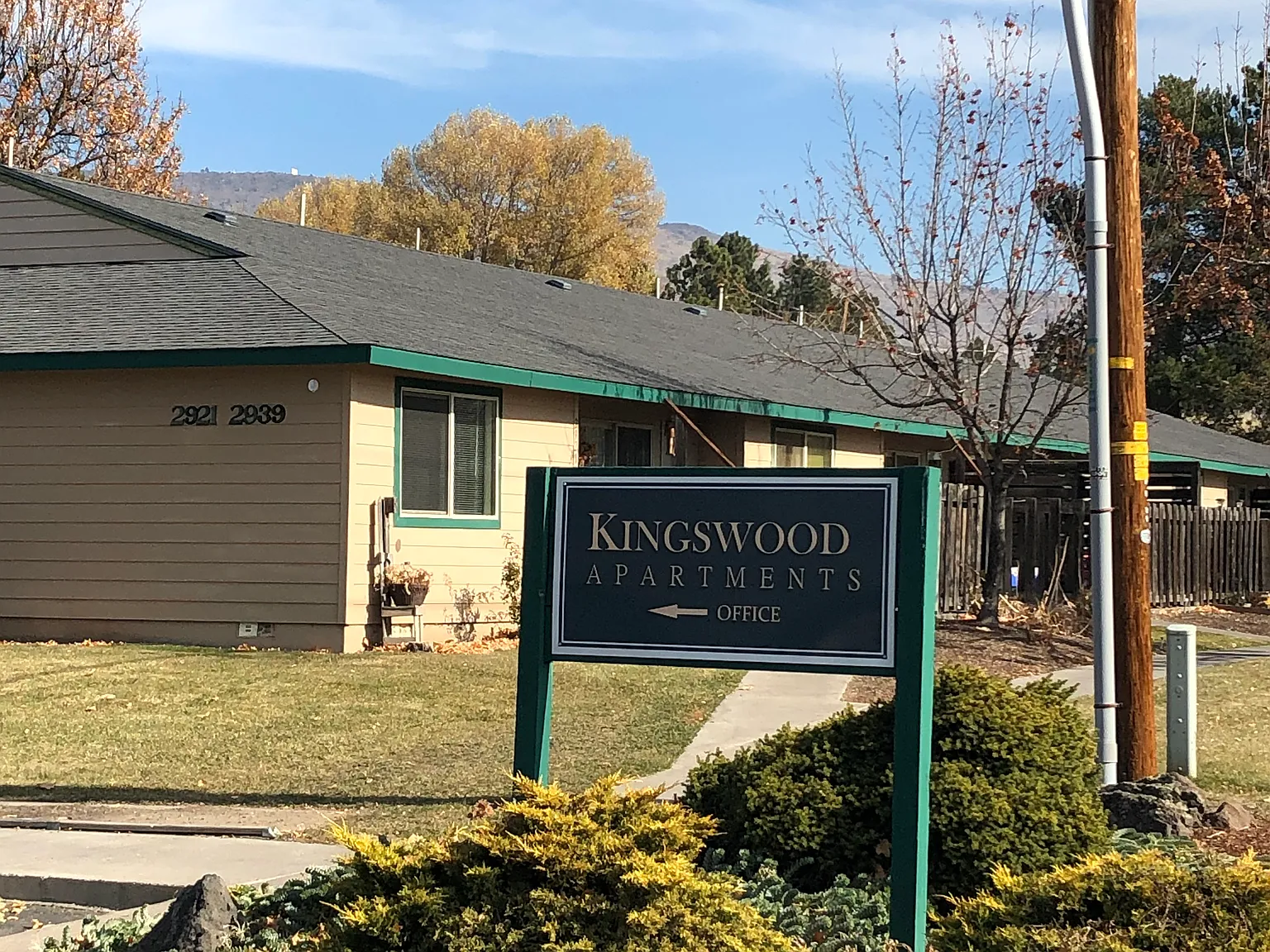 Kingswood Apartments — Photo 4