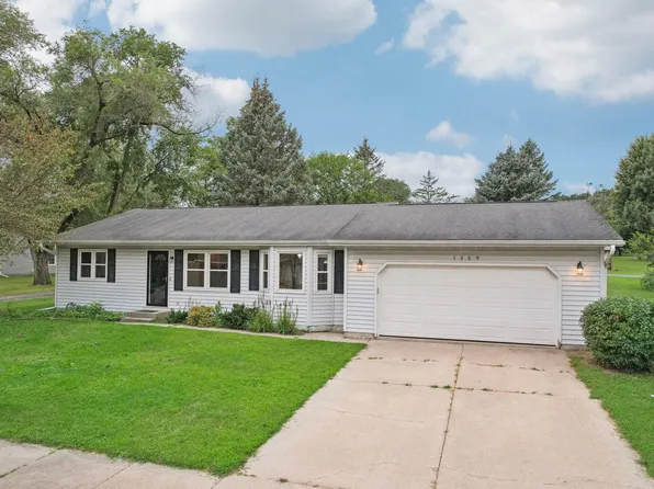 1359 N Dewey Ave, Reedsburg, WI 53959
