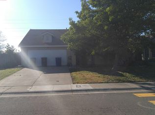 8431 Dartford Dr, Sacramento, CA 95823