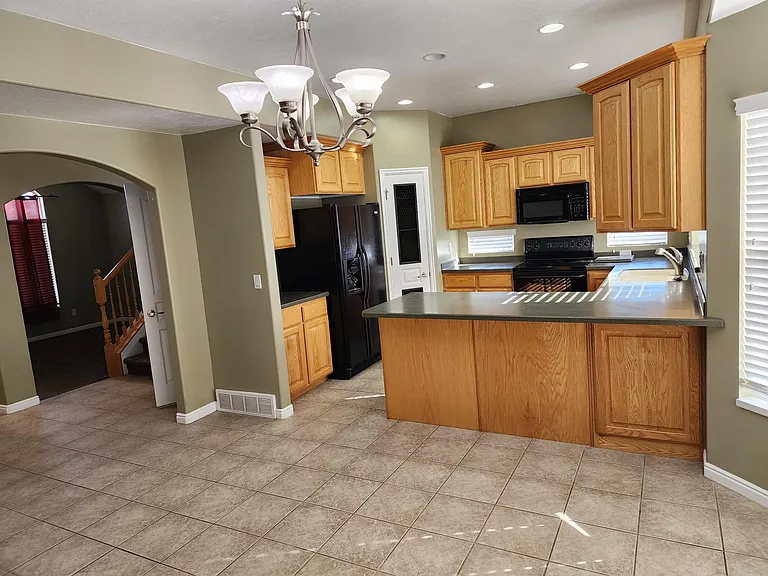 1193 N 1285 W — Photo 4