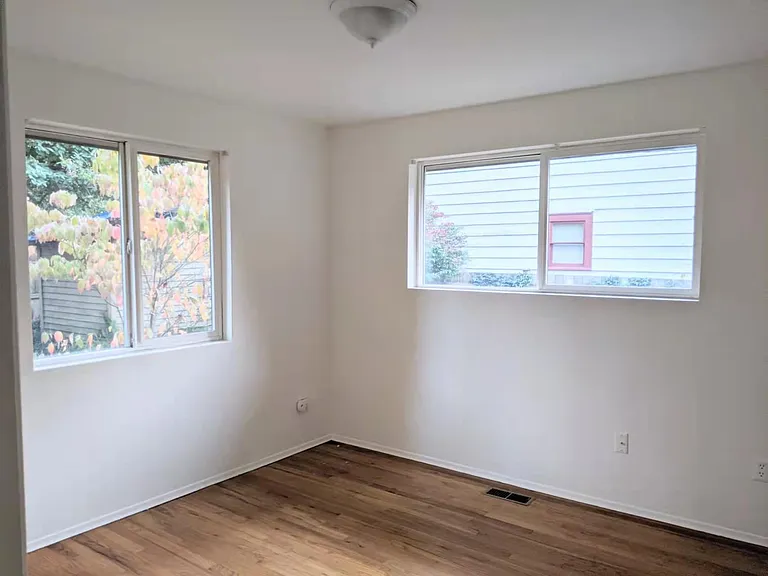 3555 NE 95th St — Photo 9