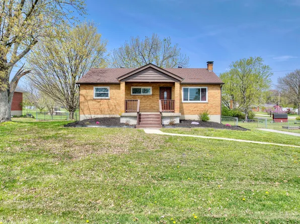 1912 Hart Dr, Hebron, KY 41048