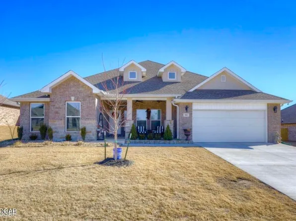 901 Black Thorn Dr, Carl Junction, MO 64834