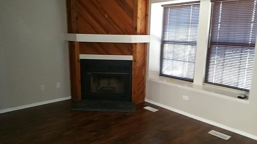 6853 Mountain Top Ln — Photo 2