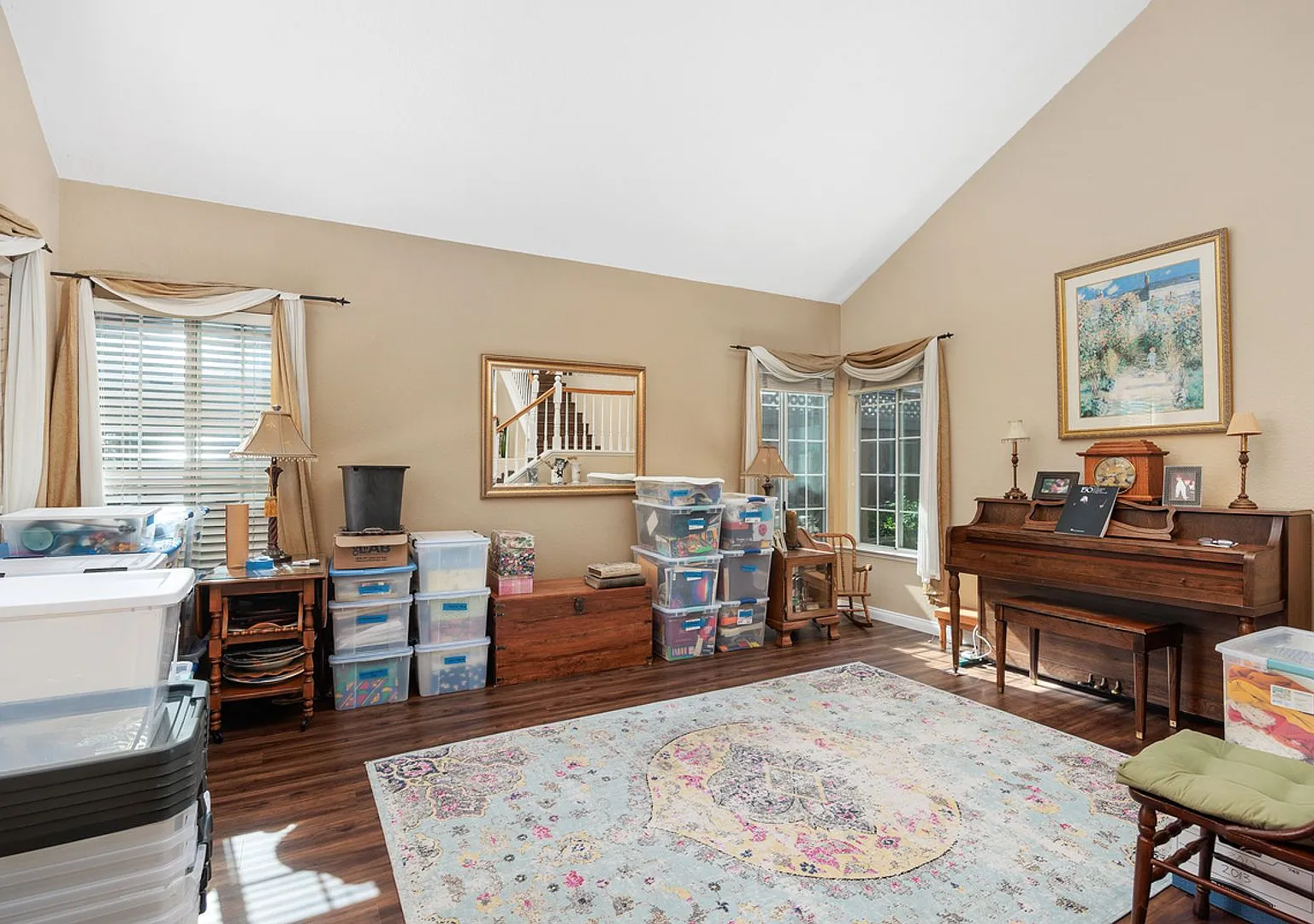 4 bed 2.5 bath Single Family House with 2 car garage — Photo 3