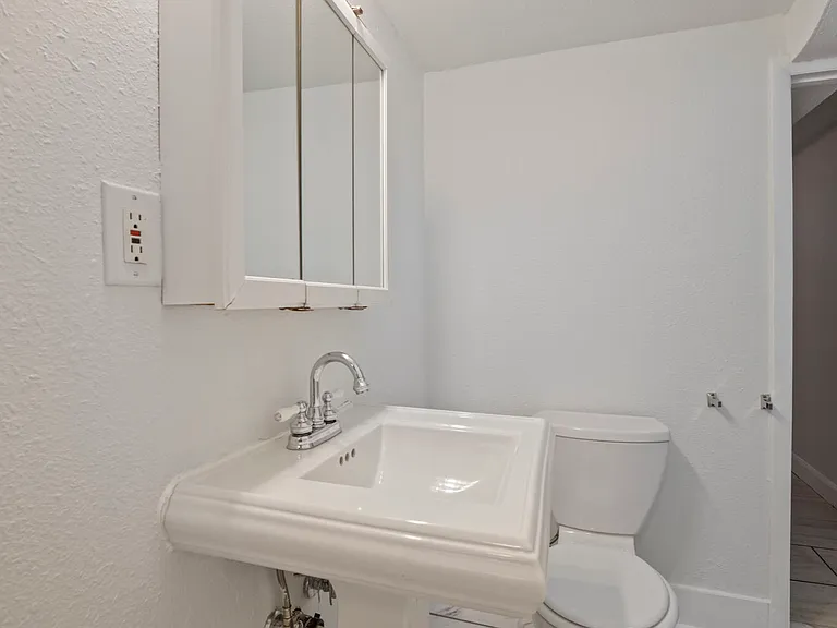 1173 Dayton St — Photo 12