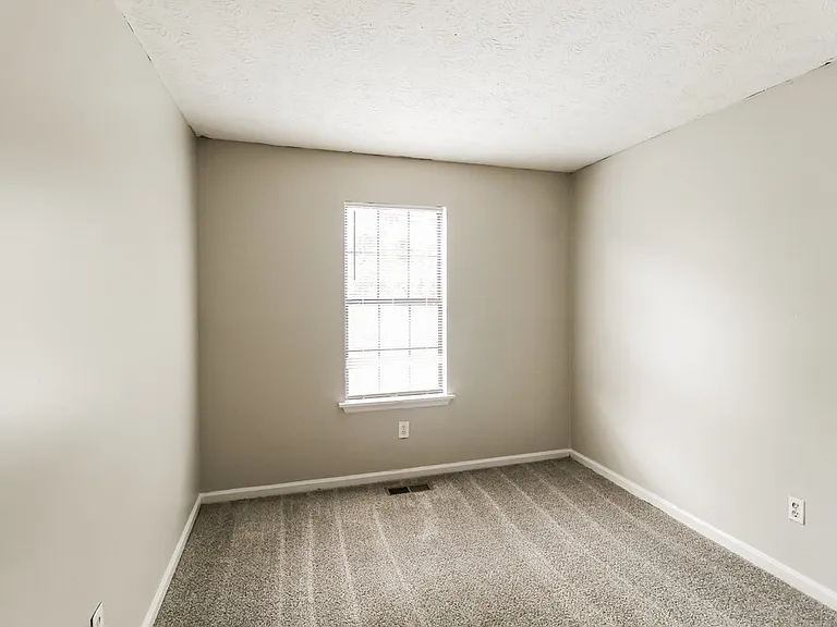 5292 Kinsdale Ln — Photo 14