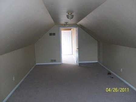 4th image of 20887 Greenbriar Cir