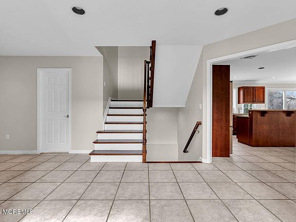 4th image of 124 Taylors Mills Road