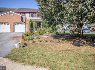 64 Red Stone Cir, Reinholds, PA 17569