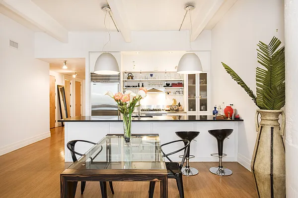 Sold by Nest Seekers International | media 12