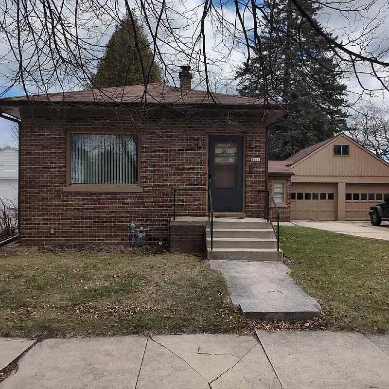 2 bed, 1.0 bath, 1110 sqft, $1,499 — Photo 1