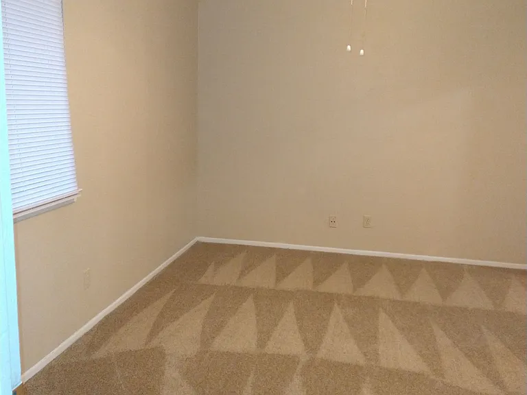 2712 Indian Creek Dr — Photo 15
