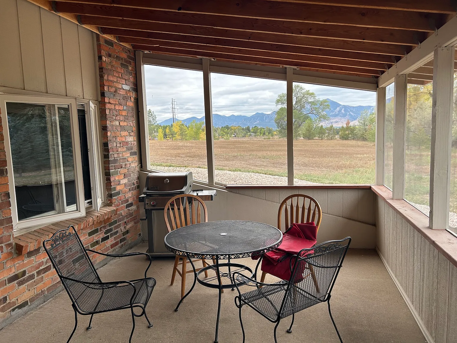 1 bed, 800 sqft, $1,350 — Photo 2