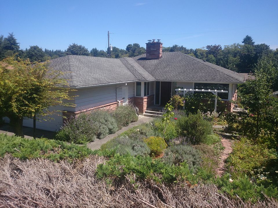 1st image of 10728 11th Ave NW