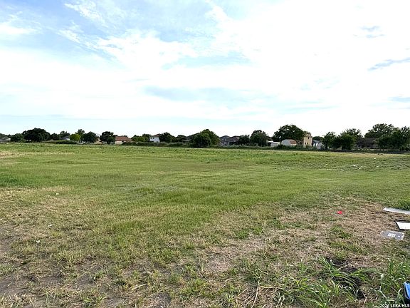 3rd image of 206 DOUBLE CREEK LOOP LOT13