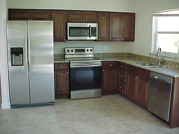 2nd image of 7100 Mandarin Dr