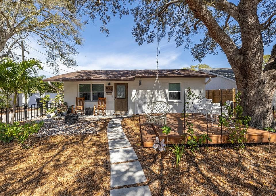 1st image of 877 49TH AVENUE N