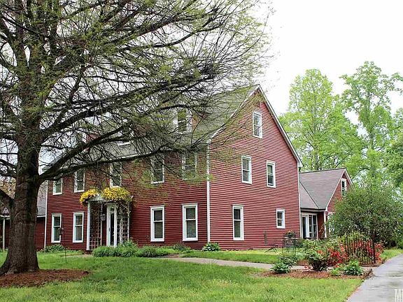 2nd image of 3120 Auld Farm Dr