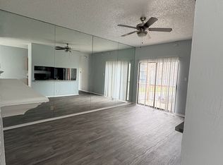 9737 Whitehurst Dr APT 36, Dallas, TX 75243