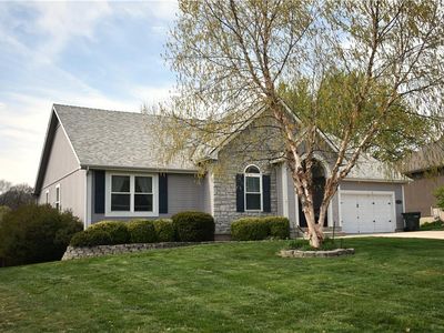 4236 Clayton Ct, Leavenworth, KS, 66048
