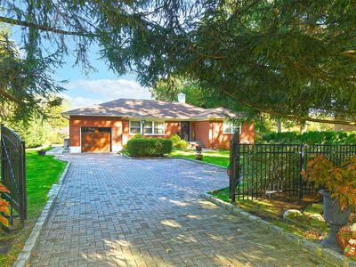 192 Stony Hollow Road, Greenlawn, NY, 11740