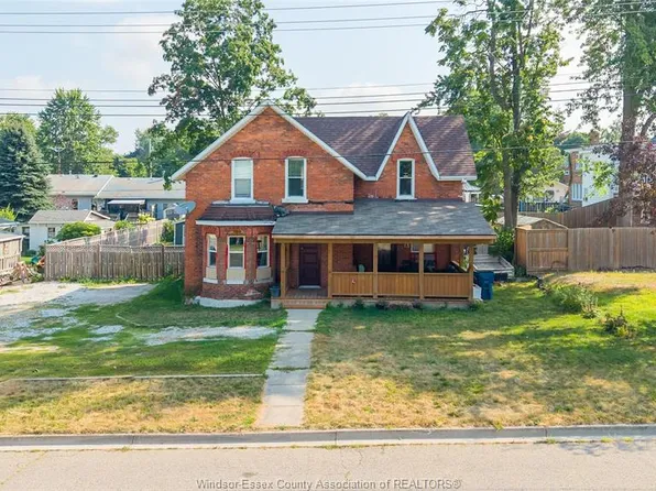 13 Hall St N, Chatham Kent, ON N0P 1A0