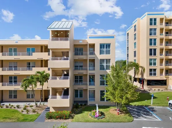 4440 Fairways Blvd APT 210, Bradenton, FL 34209