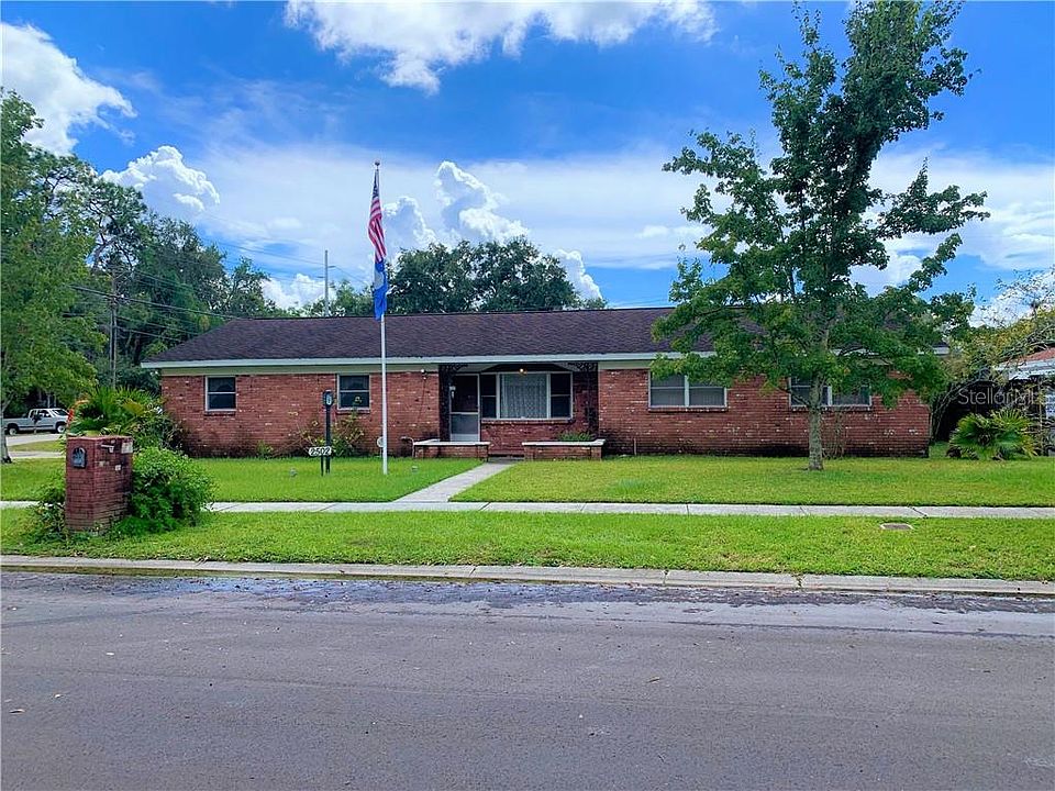 1st image of 2502 Hollis Dr