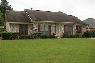 2nd image of 827 Running Brook Dr