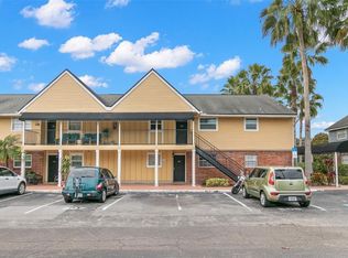 200 Country Club Dr APT 508, Largo, FL 33771