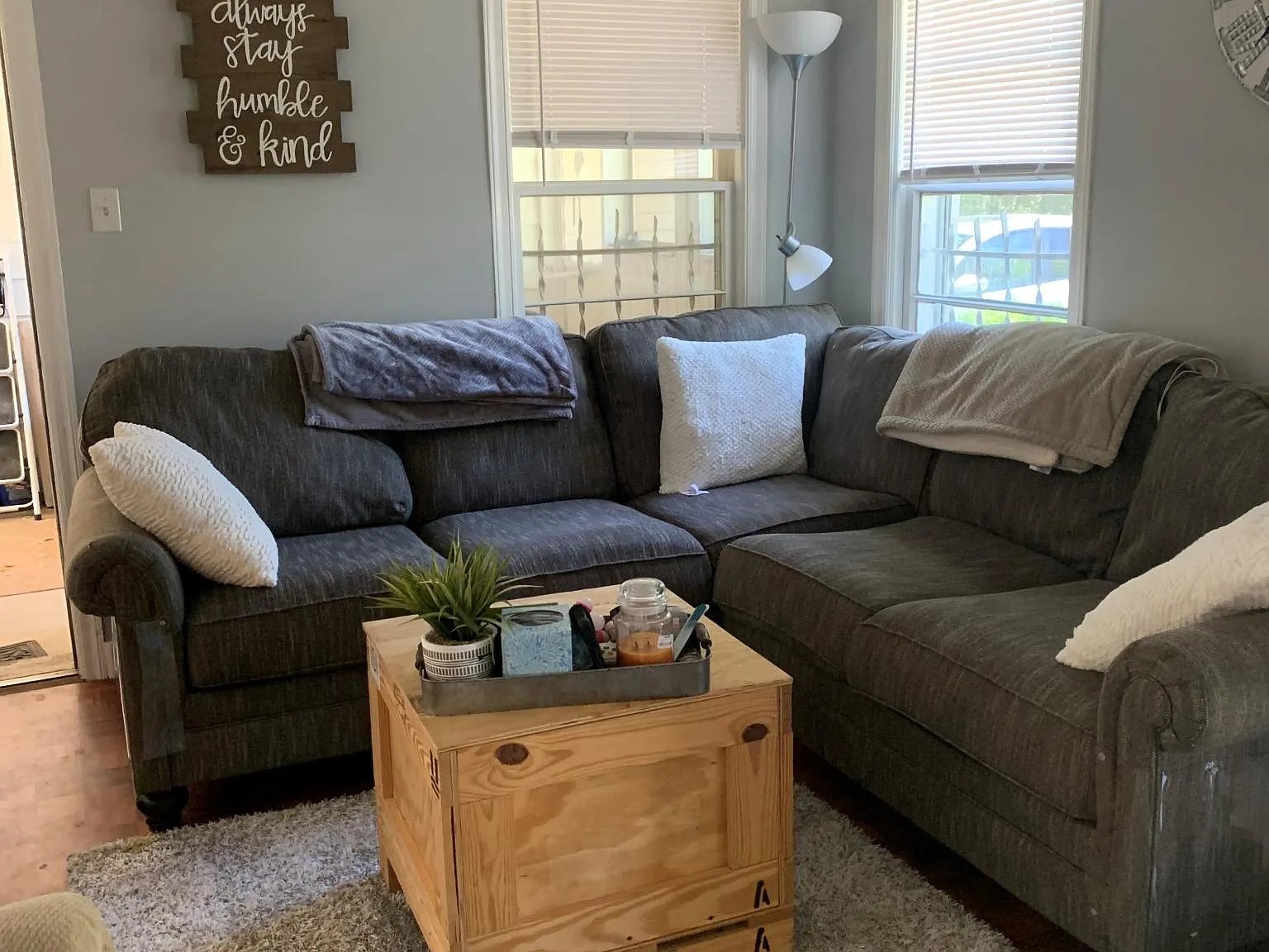 2 bed, 1100 sqft, $1,250 — Photo 4