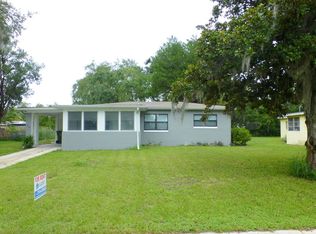 1006 Glenridge Dr, Leesburg, FL 34748
