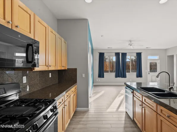 7100 Souverain Ln, Reno, NV 89506