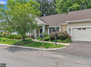 4 Birchwood Ct, Princeton, NJ 08540