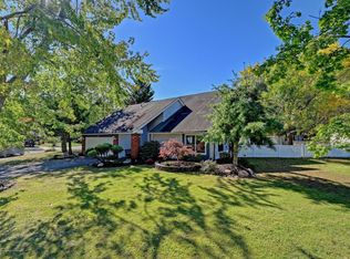 27 Sugarbush Rd, Howell, NJ 07731