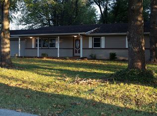 3335 E Independence St, Springfield, MO 65804