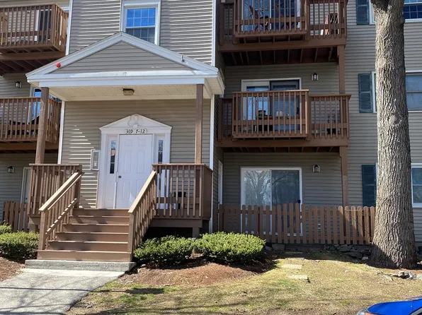 369 Aiken Ave APT 8, Lowell, MA 01850