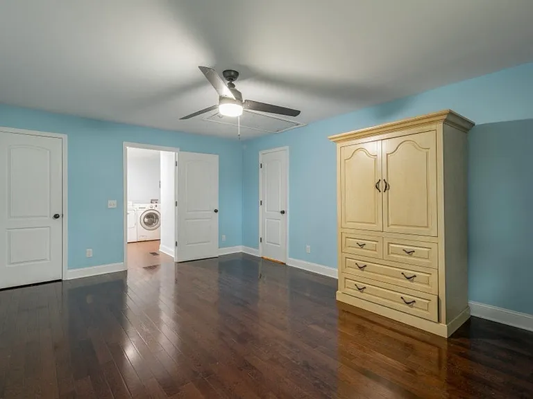 9011 Pleasant Ln — Photo 13