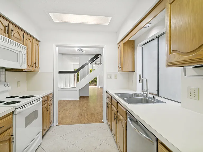 2200 W Park Blvd #3703 — Photo 3