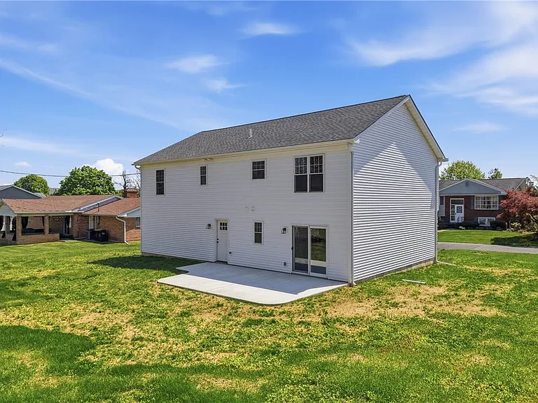 2905 Roosevelt St — Photo 58
