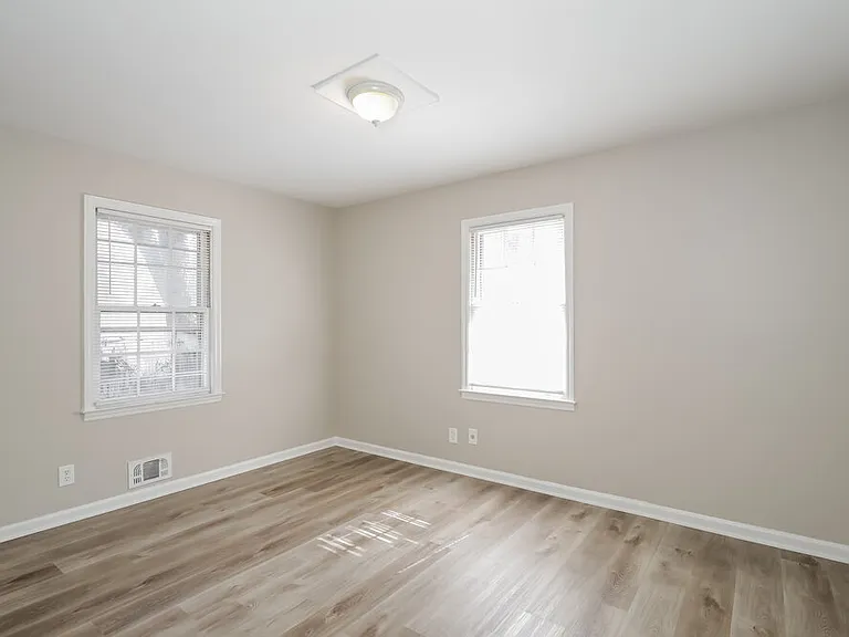 3276 Elm St — Photo 11